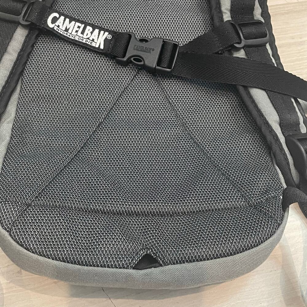 CamelBak Lobo Hydration Backpack Hiking Cycling Biking Camping Black NO Bladder - Picture 12 of 16